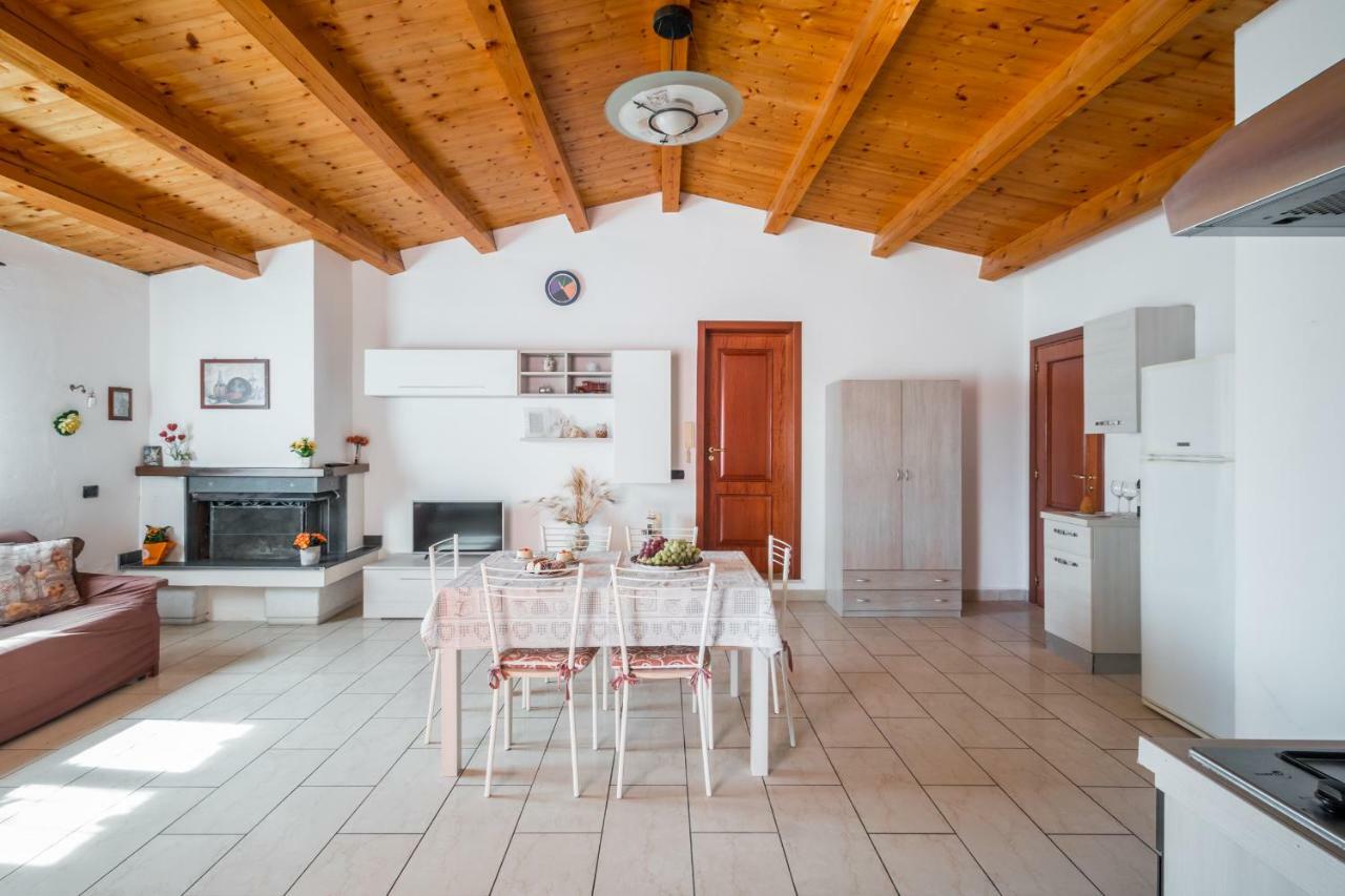 אבולה Villa Degli Ulivi מראה חיצוני תמונה